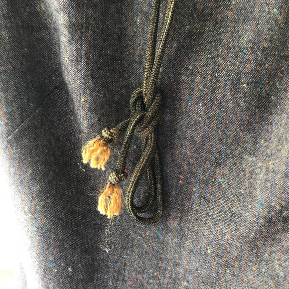 Adorable mini dress with ruffle adornments. - Picture 5 of 5